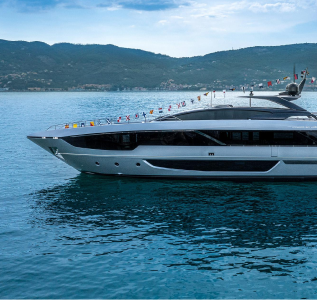 Yacht 1